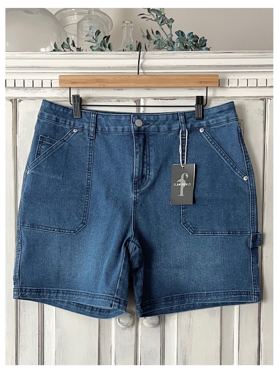 Flamingals Pants - NWT FLAMINGALS High-Rise Cargo Denim Shorts in Dark Wash XL